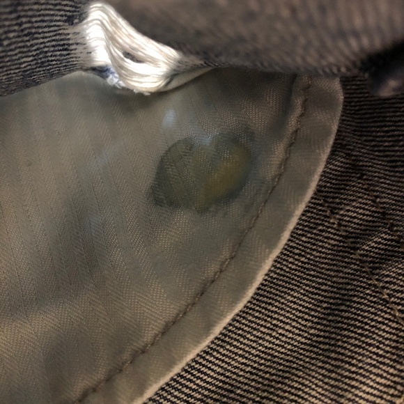 Abercrombie & Fitch Distressed Jean Short - Picture 7 of 7